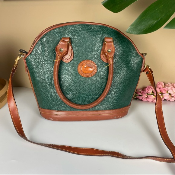 Dooney & Bourke Handbags - VTG Dooney & Bourke green done bag with crossbody strap